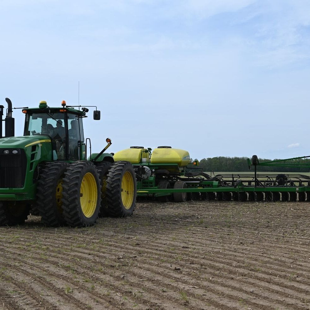 ricambi-macchine-agricole-2-1600x1000-1.jpeg